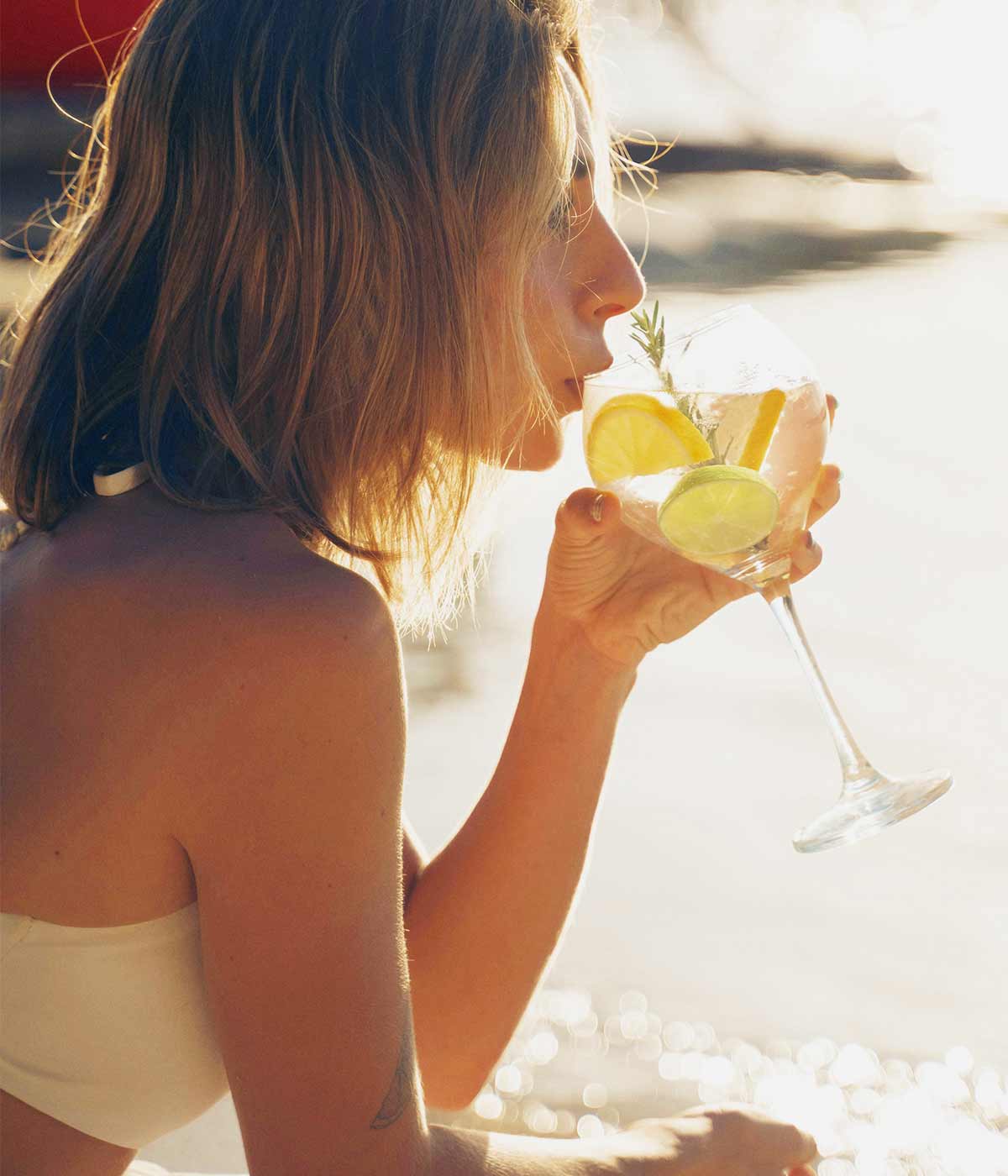 Imaginity, RTD Alcoholic Packaging Design, woman glass