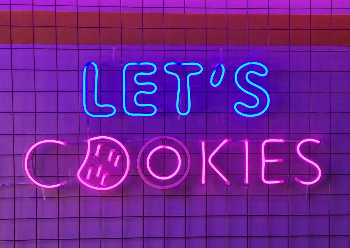 Imaginity, Packaging Design Agency for US Cookies and Crackers, retro sign